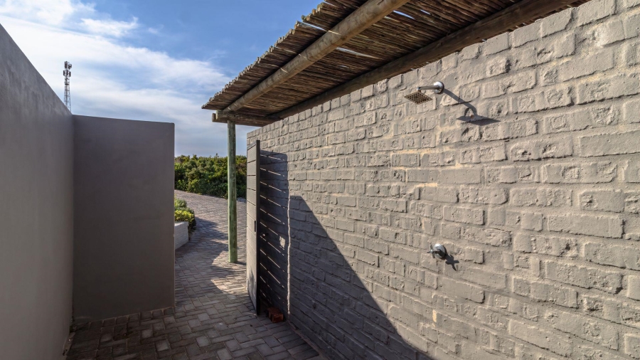 4 Bedroom Property for Sale in Romansbaai Estate Western Cape